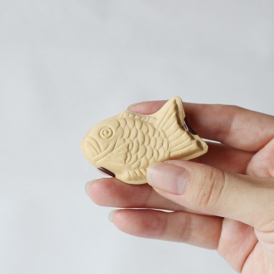 | イホシロ窯 Ihoshiro | 「鯛魚燒」和菓子 筷子座