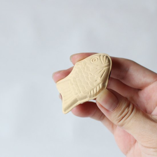 | イホシロ窯 Ihoshiro | 「鯛魚燒」和菓子 筷子座