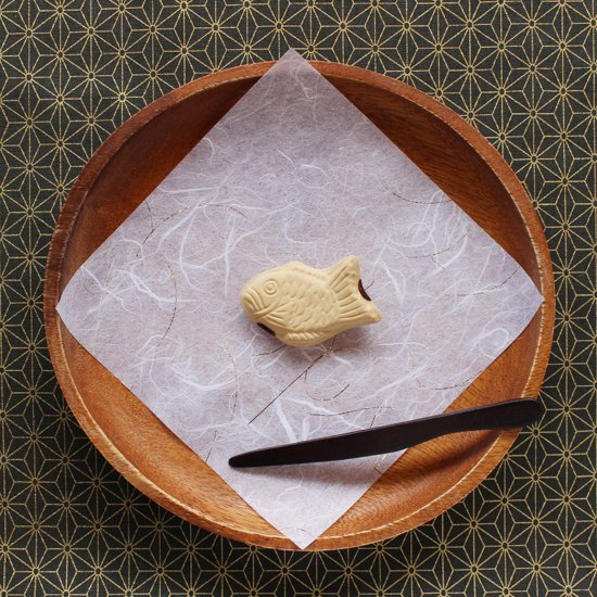 | イホシロ窯 Ihoshiro | 「鯛魚燒」和菓子 筷子座