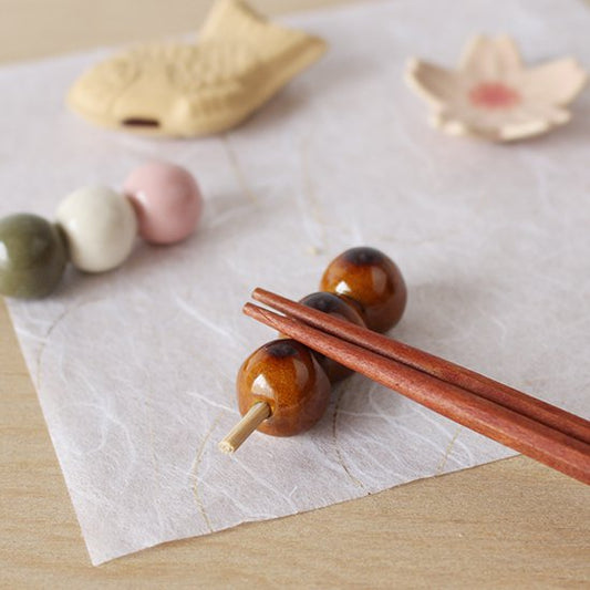 | イホシロ窯 Ihoshiro | 「烤醬油糰子」和菓子 筷子座